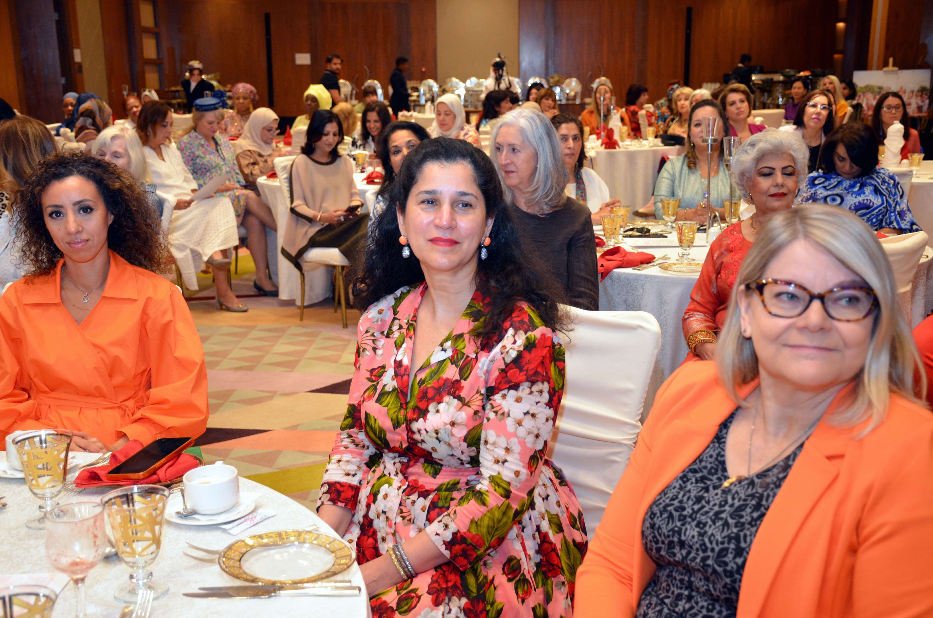 Българският културен ден, организиран съвместно с кувейтската неправителствена организация „Международна женска група“, привлече над сто дами от различни националности 